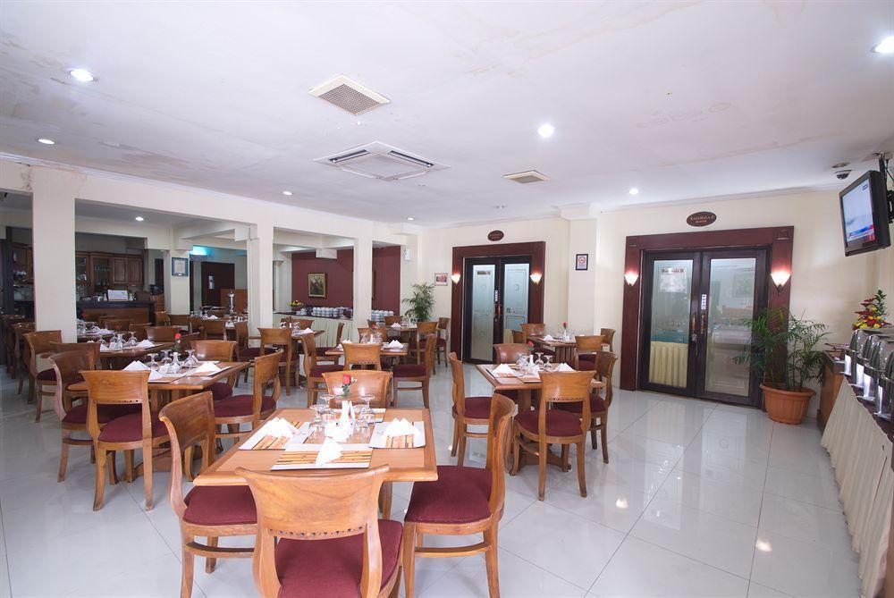 Sofyan Hotel Soepomo Jakarta Exterior photo
